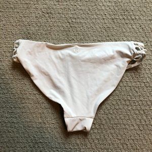 Lululemon White Coastline Bikini Bottoms Size 8